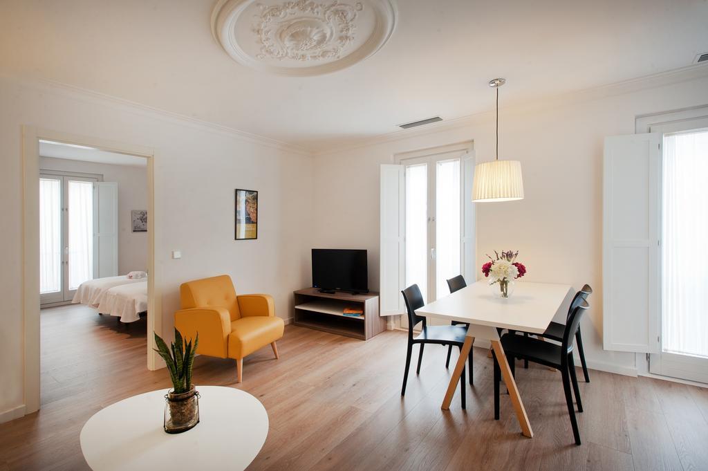 The Museum Apartments Figueres  Luaran gambar