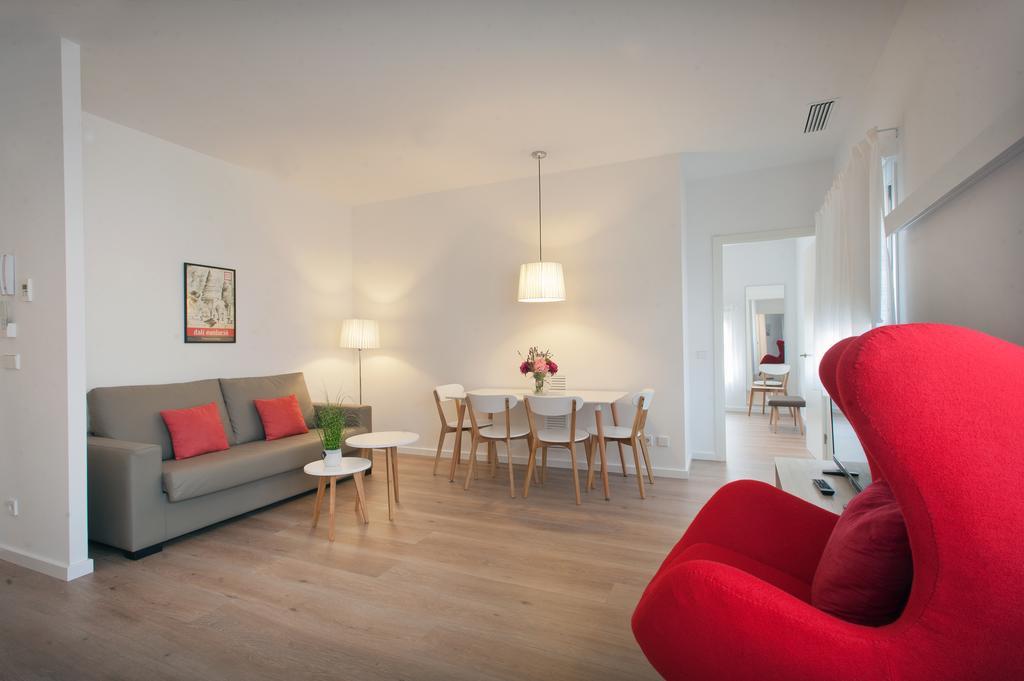 The Museum Apartments Figueres  Luaran gambar