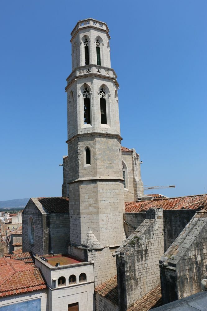 The Museum Apartments Figueres  Luaran gambar
